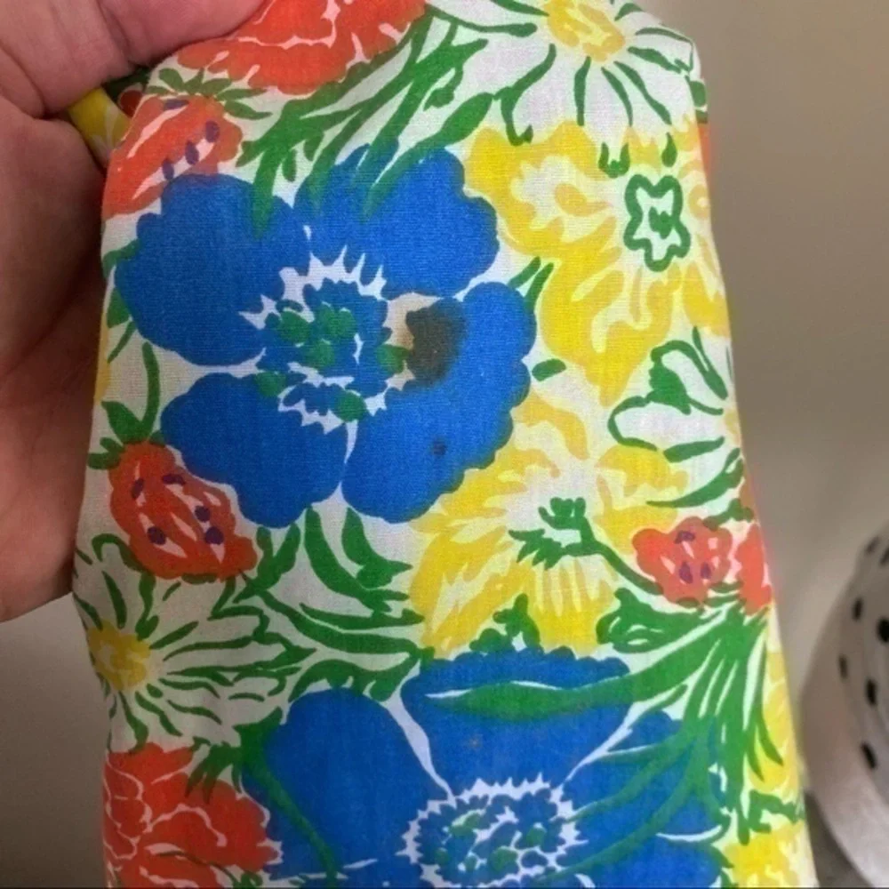 60s/70s reversible wrap skirt. Blue yellow. Vintage. Large. Floral.